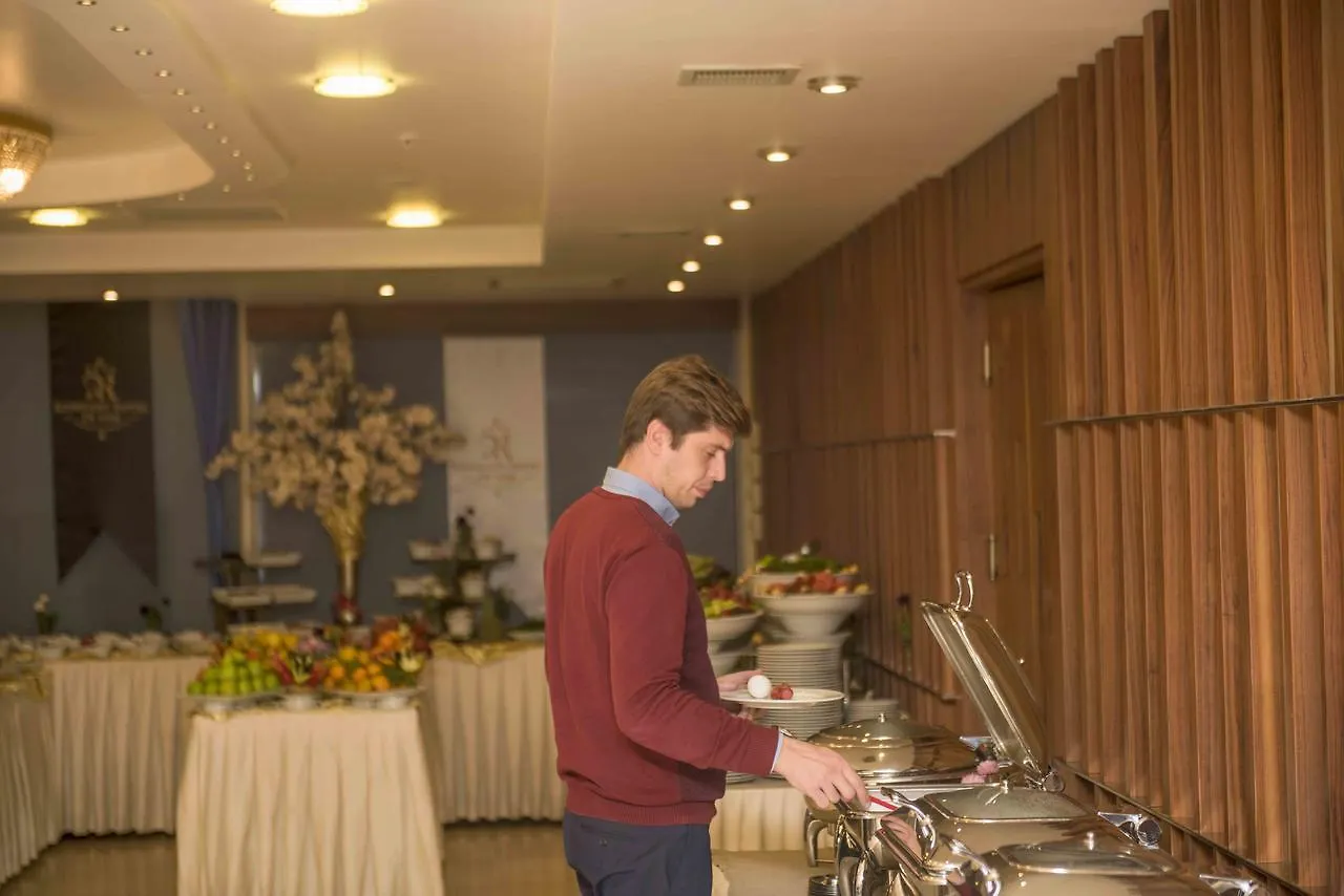 Ozgobek Ronesans Hotel De Luxe Uşak