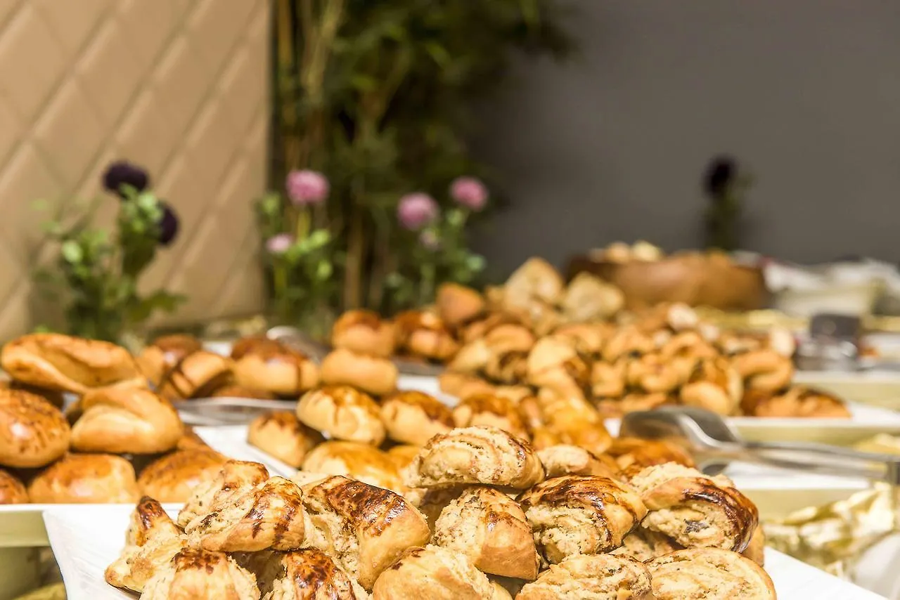 Ozgobek Ronesans Hotel De Luxe Uşak