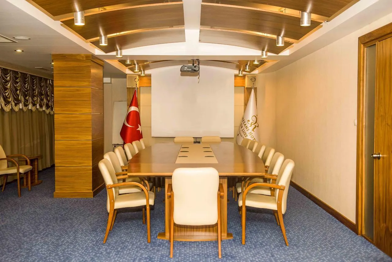 Ozgobek Ronesans Hotel De Luxe Uşak 4*,  Turkiet