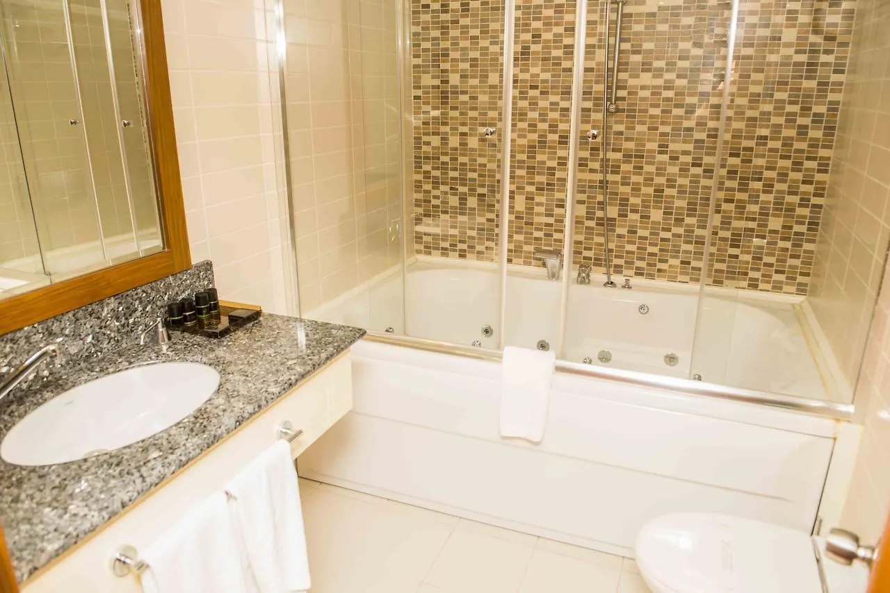 Ozgobek Ronesans Hotel De Luxe Uşak 4*,  Turkiet