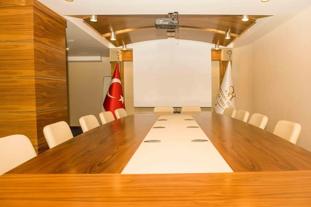 Ozgobek Ronesans Hotel De Luxe Uşak