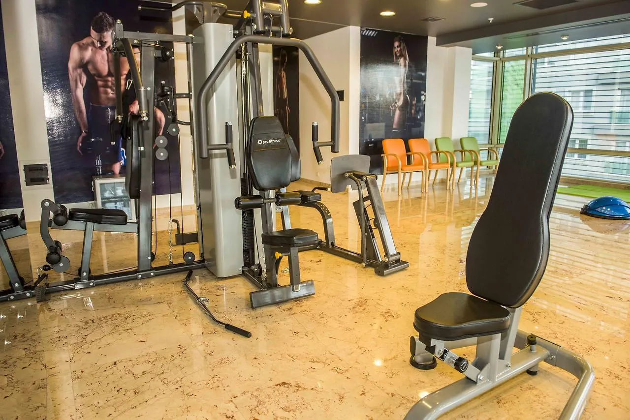 Ozgobek Ronesans Hotel De Luxe Uşak 4*,